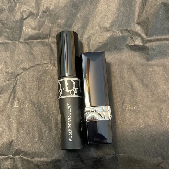 Dior lipstick, mascara & makeup bag set - Picture 3 of 7